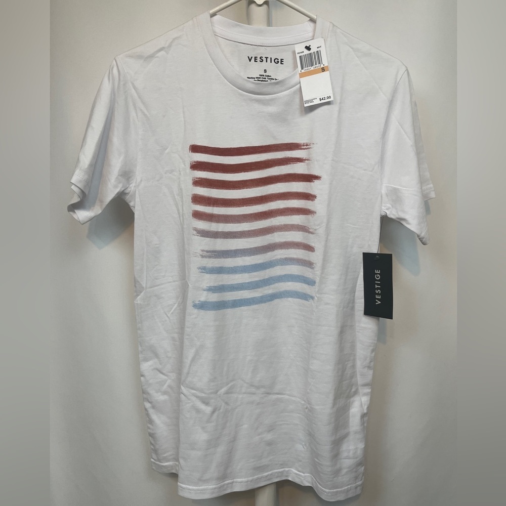 NWT. Men’s Vestige T Shirt Size Small